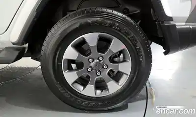 Jeep Wrangler 2023 2.0 гидро в Москве № 215477, миниатюра 5