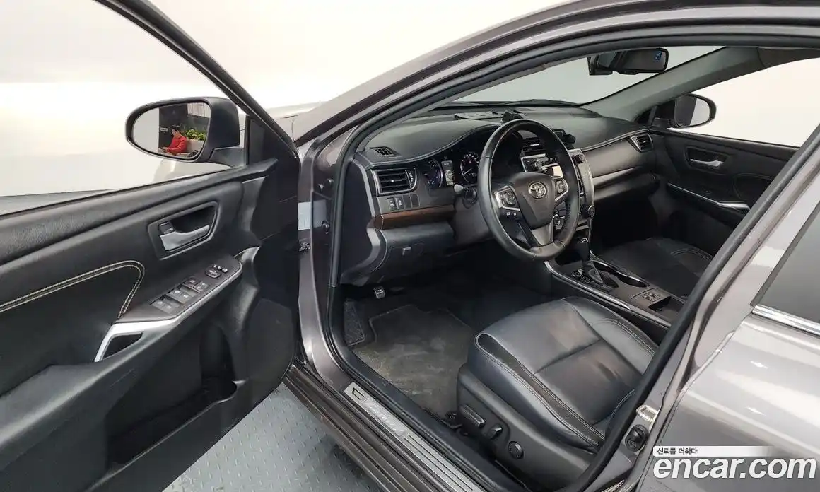 Toyota Camry 2016 2.5 гидро в Москве № 215511, фото 10