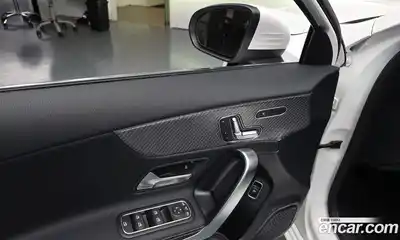 Mercedes-Benz A-Class 2024 2.0 гидро в Москве № 215919, миниатюра 12