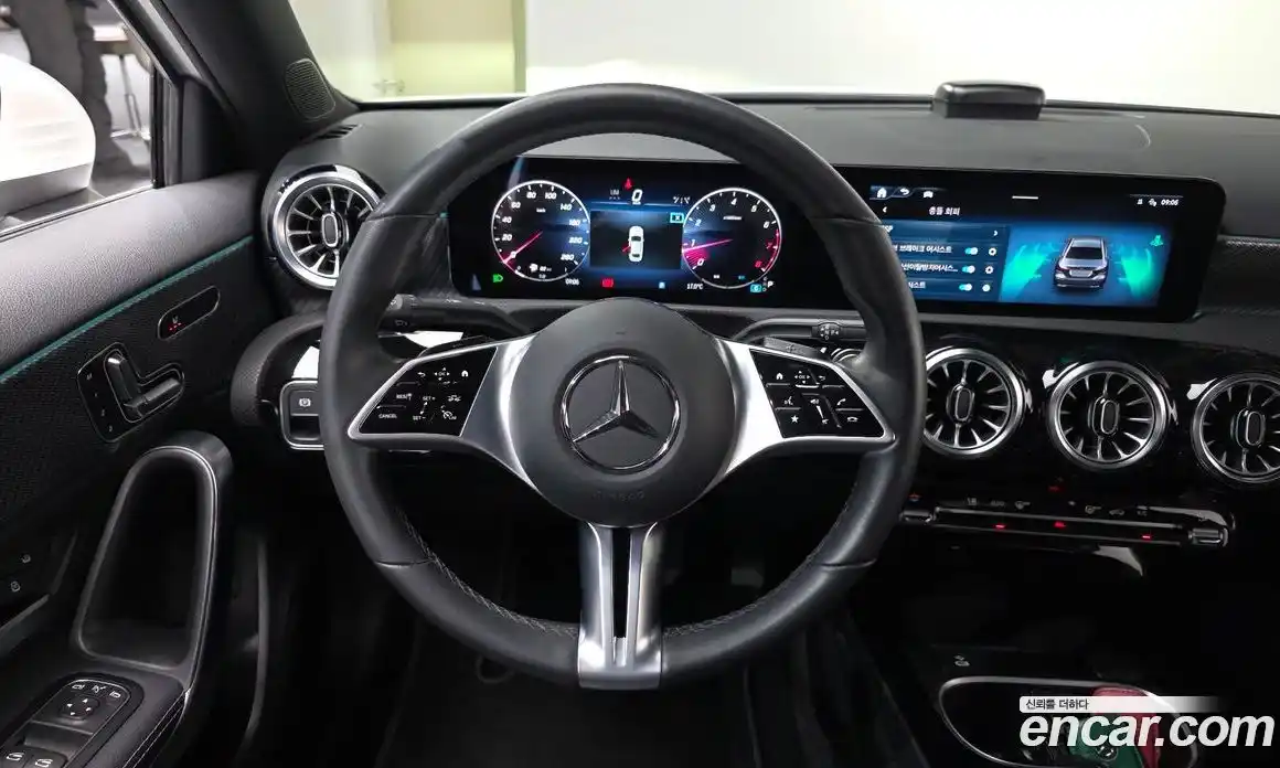 Mercedes-Benz A-Class 2024 2.0 гидро в Москве № 215919, фото 14