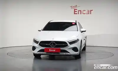 Mercedes-Benz A-Class 2024 2.0 гидро в Москве № 215919, миниатюра 2