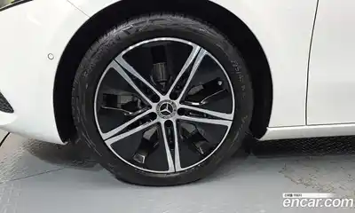 Mercedes-Benz A-Class 2024 2.0 гидро в Москве № 215919, миниатюра 4