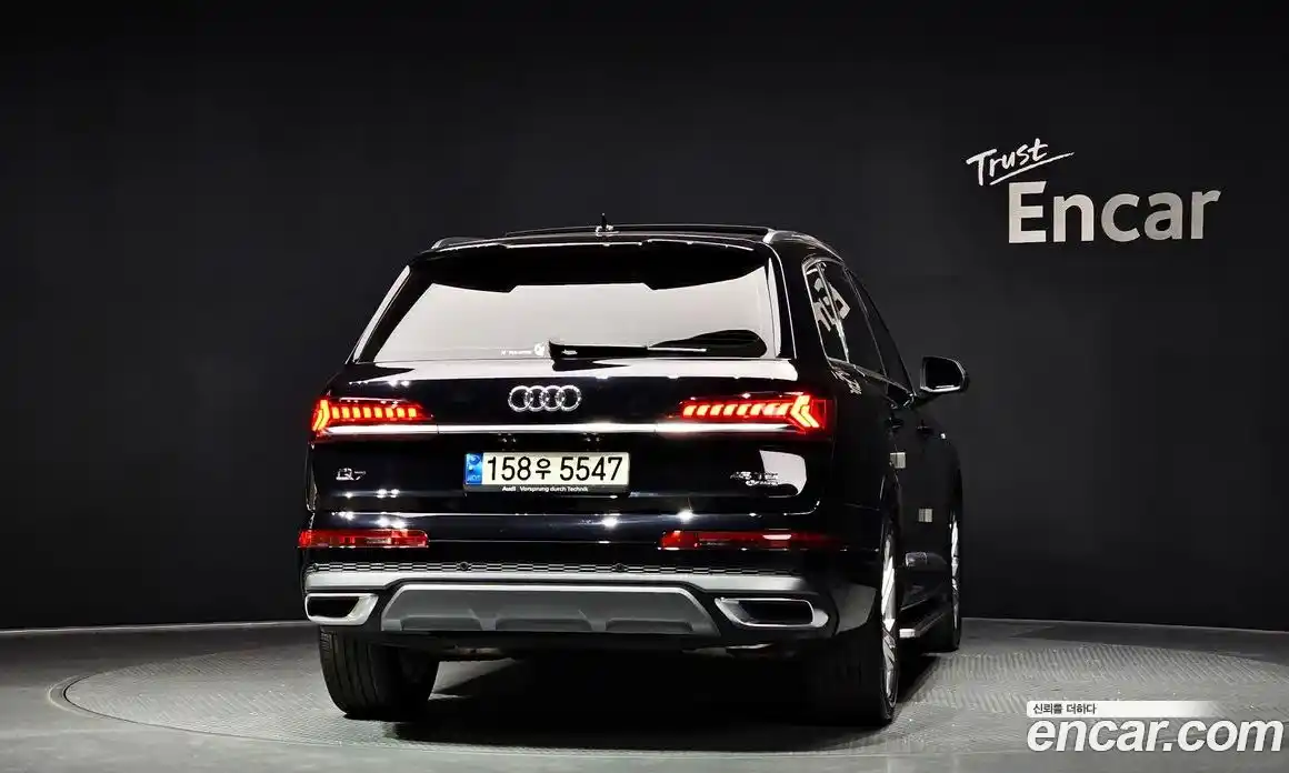 Audi Q7 2021 3.0 гидро в Москве № 230141, фото 4