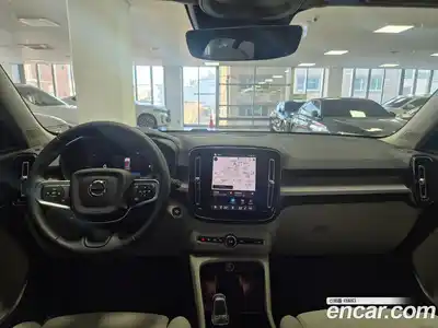 Volvo XC40 2025 2.0 гидро в Москве № 230701, миниатюра 7