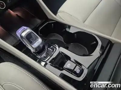 Volvo XC40 2025 2.0 гидро в Москве № 230701, миниатюра 9