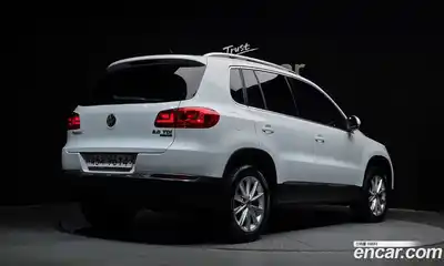 Volkswagen Tiguan 2015 2.0 гидро в Москве № 232251, миниатюра 2