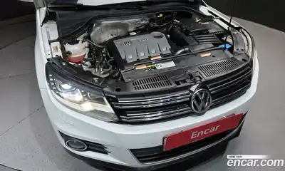 Volkswagen Tiguan 2015 2.0 гидро в Москве № 232251, миниатюра 6