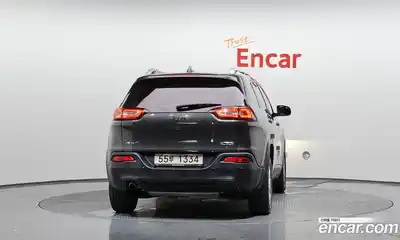 Jeep Cherokee 2017 2.4 гидро в Москве № 232467, миниатюра 4