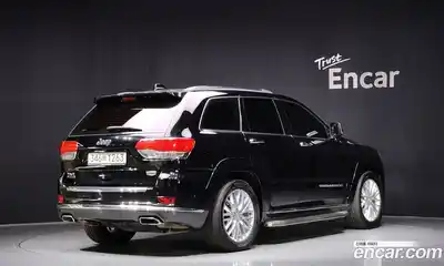 Jeep Cherokee 2018 3.0 гидро в Москве № 232670, миниатюра 2