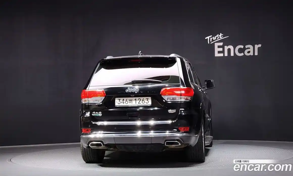 Jeep Cherokee 2018 3.0 гидро в Москве № 232670, фото 4