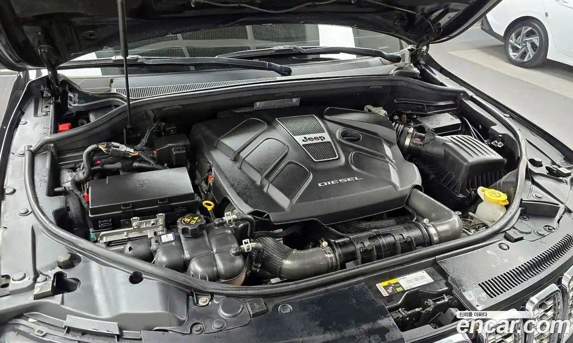 Jeep Cherokee 2018 3.0 гидро в Москве № 232670, фото 6