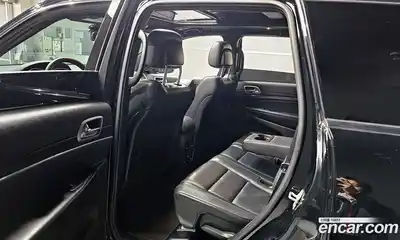 Jeep Cherokee 2019 3.6 гидро в Москве № 232724, миниатюра 11
