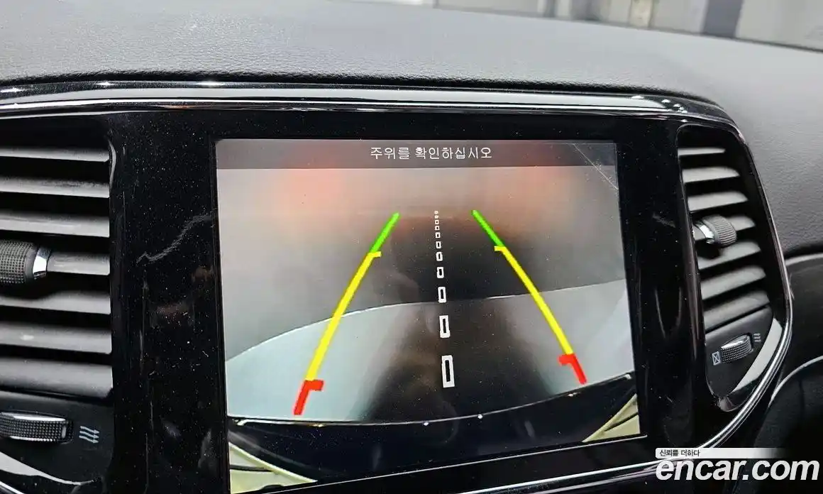 Jeep Cherokee 2019 3.6 гидро в Москве № 232724, фото 16
