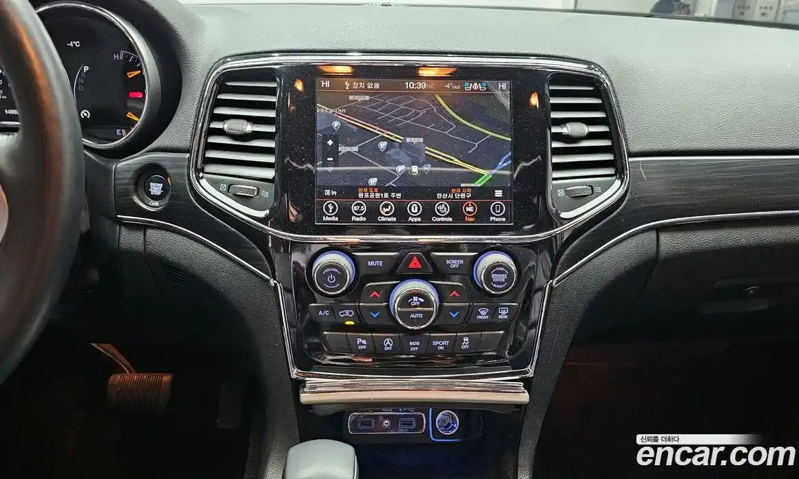 Jeep Cherokee 2019 3.6 гидро в Москве № 232724, фото 19