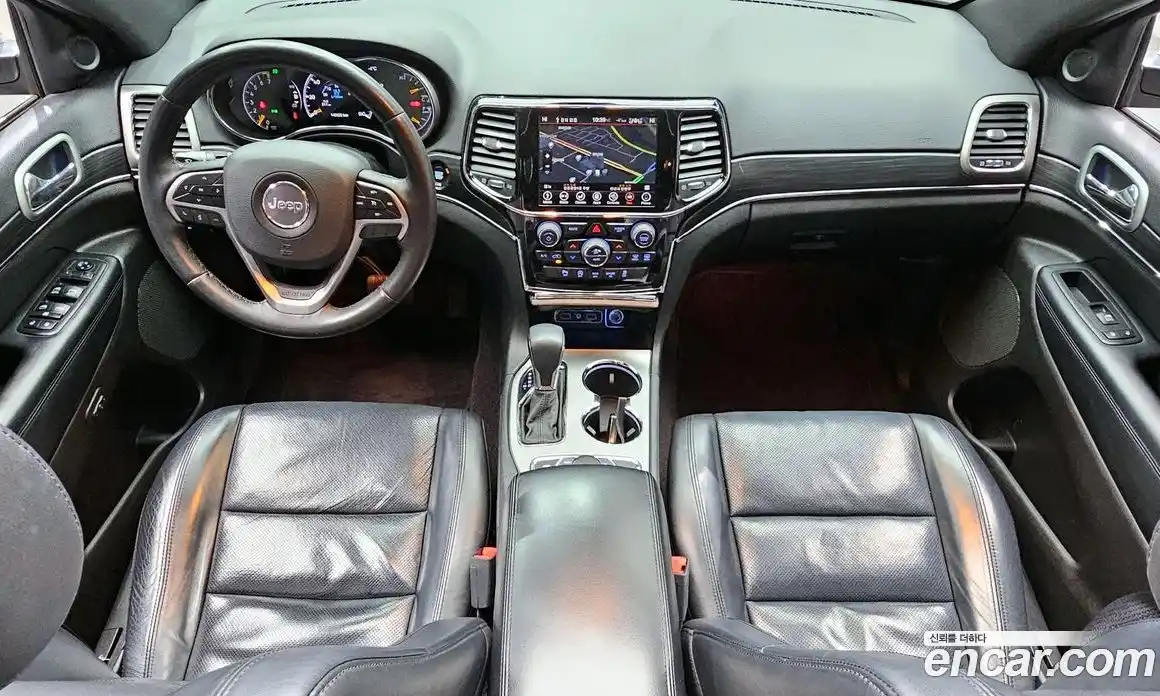 Jeep Cherokee 2019 3.6 гидро в Москве № 232724, фото 7