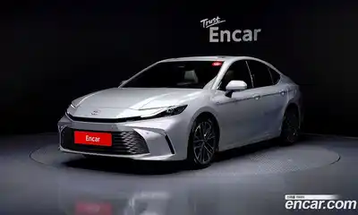 Toyota Camry, 2025