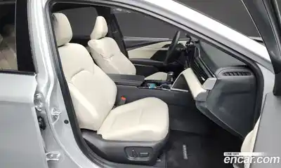 Toyota Camry 2025 2.5 гидро в Москве № 232794, миниатюра 11