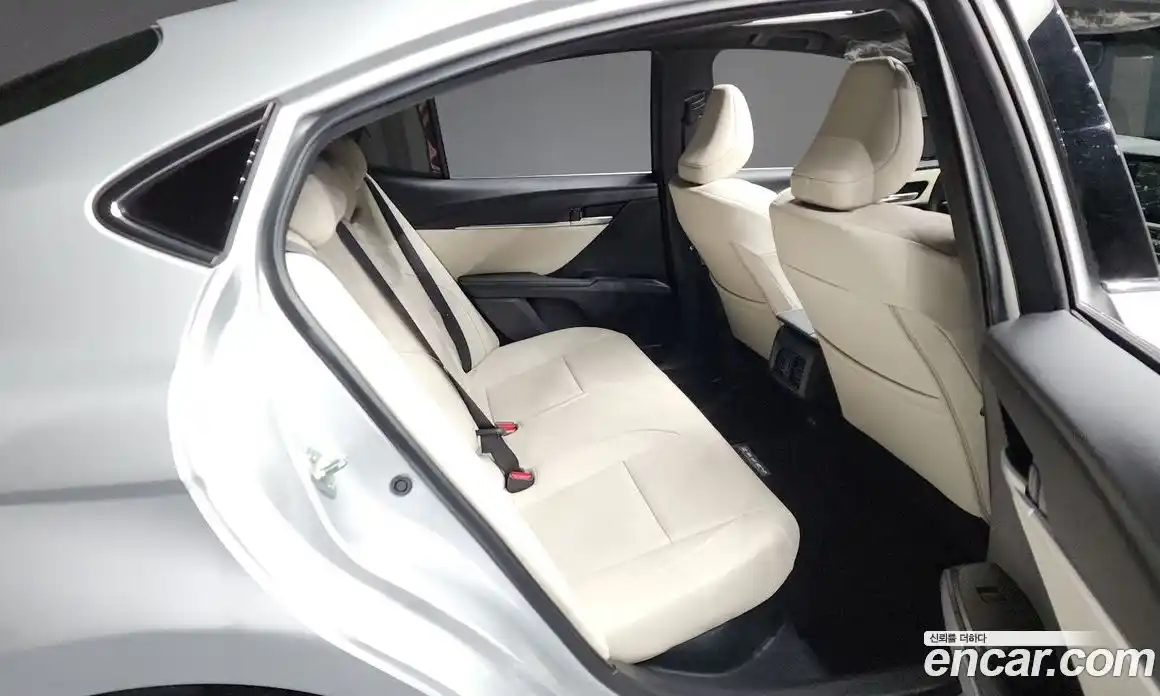 Toyota Camry 2025 2.5 гидро в Москве № 232794, фото 12