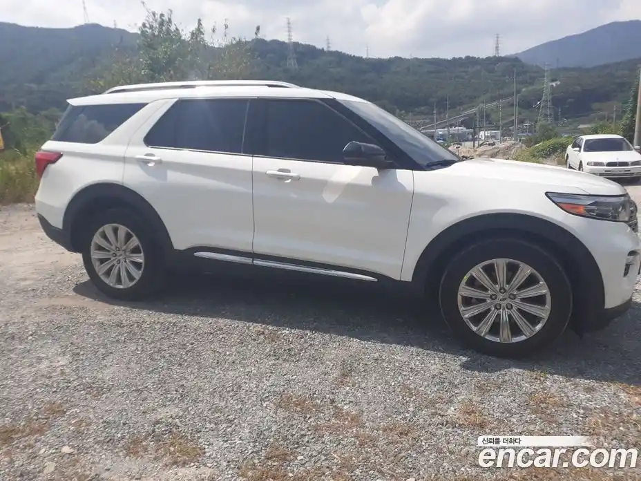 Ford Explorer 2022 2.3 гидро в Москве № 235696, фото 6
