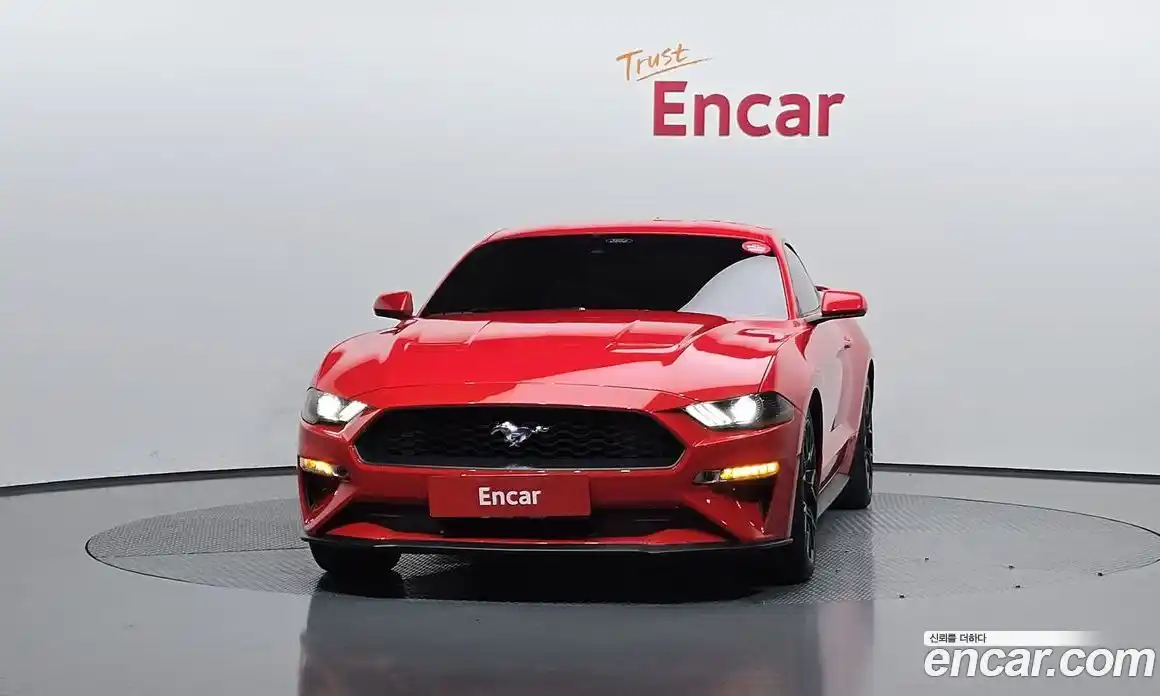 Ford Mustang 2021 2.3 гидро в Москве № 249331, фото 3
