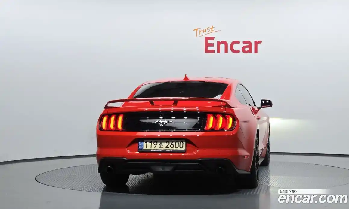 Ford Mustang 2021 2.3 гидро в Москве № 249331, фото 4
