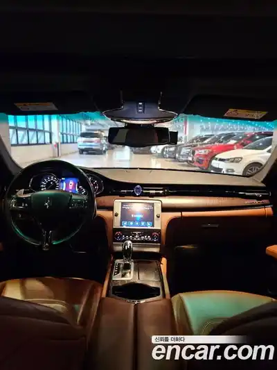 Maserati Quattroporte 2016 3.0 гидро в Москве № 256031, миниатюра 9