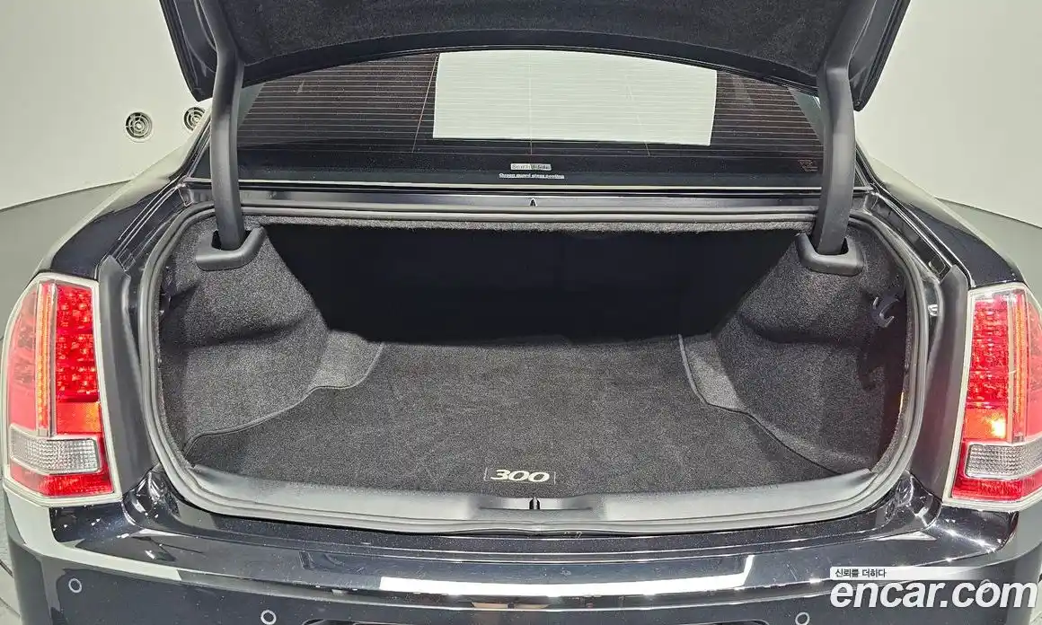 Chrysler 300C 2014 3.6 гидро в Москве № 256744, фото 20