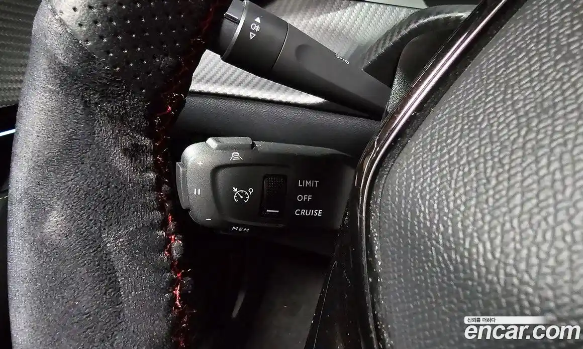 Peugeot 208 2022 0.1 гидро в Москве № 257166, фото 19