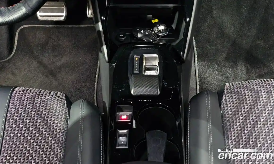 Peugeot 208 2022 0.1 гидро в Москве № 257166, фото 9