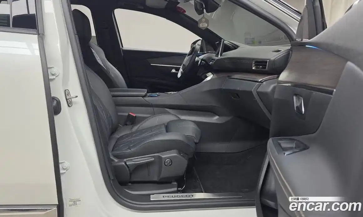 Peugeot 5008 2024 1.2 гидро в Москве № 257185, фото 11