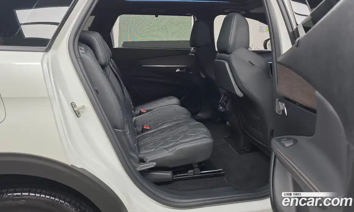 Peugeot 5008 2024 1.2 гидро в Москве № 257185, фото 12