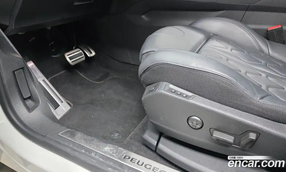 Peugeot 5008 2024 1.2 гидро в Москве № 257185, фото 18