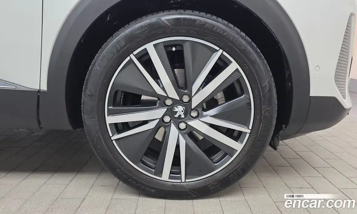 Peugeot 5008 2024 1.2 гидро в Москве № 257185, фото 5