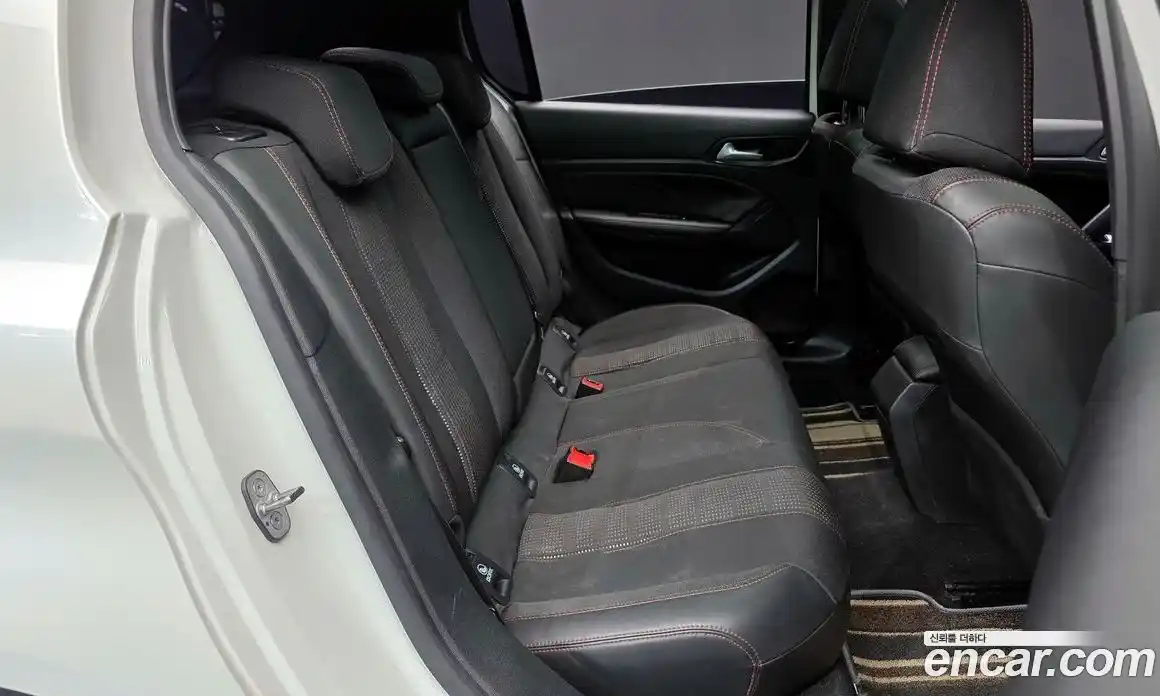 Peugeot 308 2018 1.6 гидро в Москве № 258140, фото 12