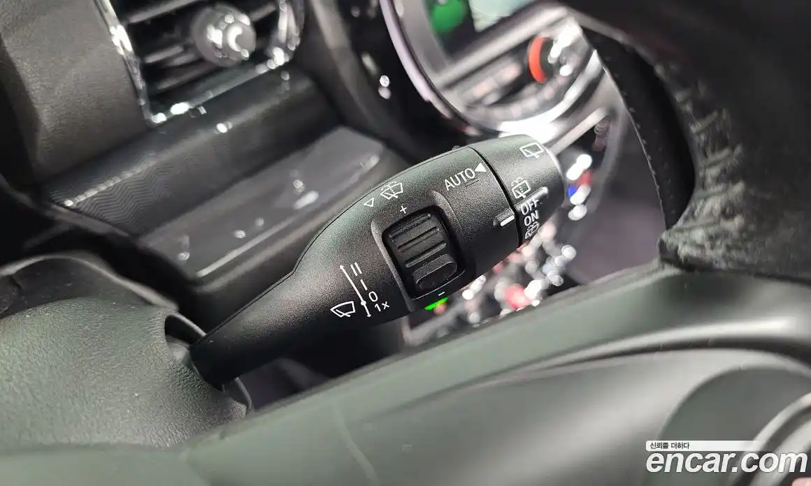 Mini Clubman 2018 1.5 гидро в Москве № 271954, фото 17