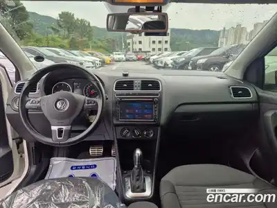 Volkswagen Polo 2014 1.6 гидро в Москве № 277519, миниатюра 11