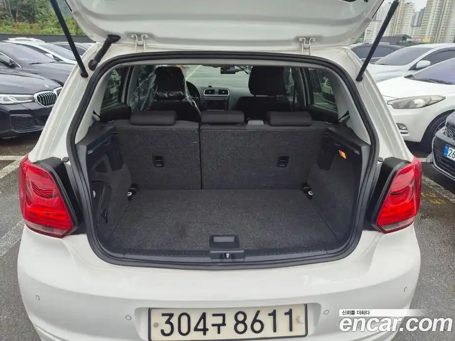 Volkswagen Polo 2014 1.6 гидро в Москве № 277519, фото 16