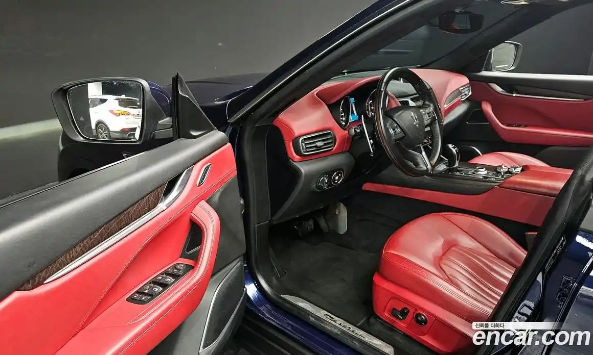 Maserati Levante 2017 3.0 гидро в Москве № 283011, фото 10