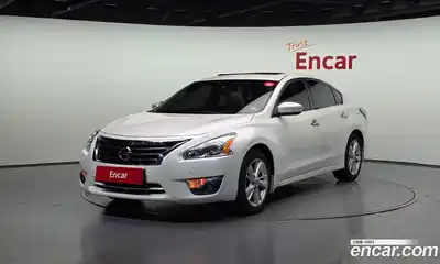 Nissan Altima, 2015