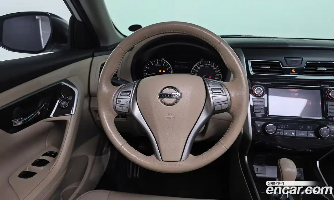 Nissan Altima 2015 2.5 гидро в Москве № 285033, фото 13