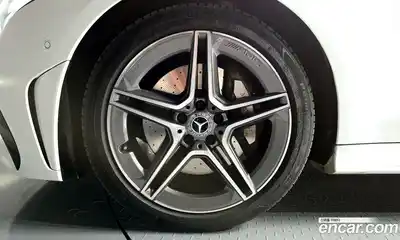 Mercedes-Benz CLS-Class 2022 2.0 гидро в Москве № 290186, миниатюра 5