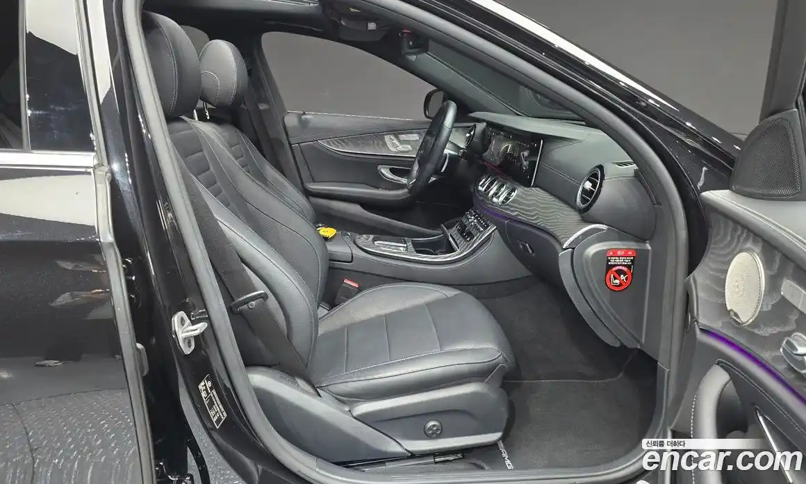 Mercedes-Benz E-Class 2022 2.0 гидро, фото 10