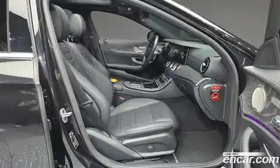 Mercedes-Benz E-Class 2022 2.0 гидро, миниатюра 10