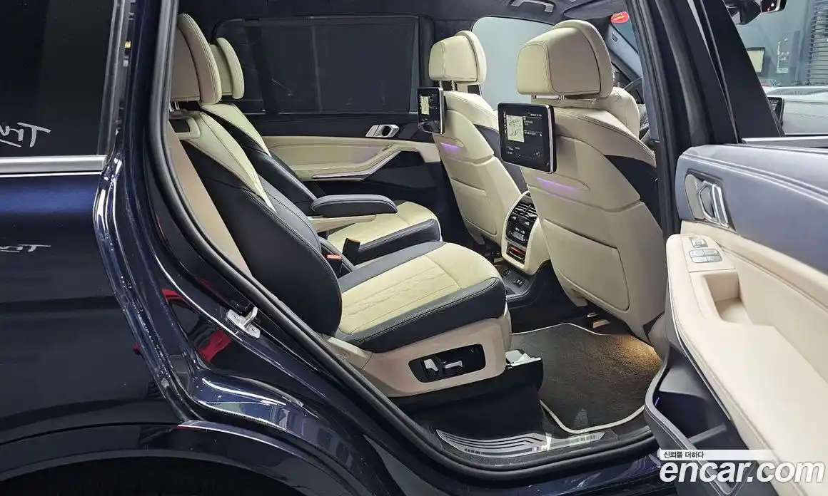 BMW X7 2022 4.4 гидро в Москве № 305030, фото 12