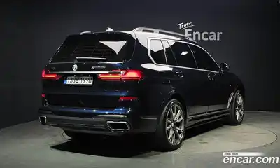 BMW X7 2022 4.4 гидро в Москве № 305030, миниатюра 2