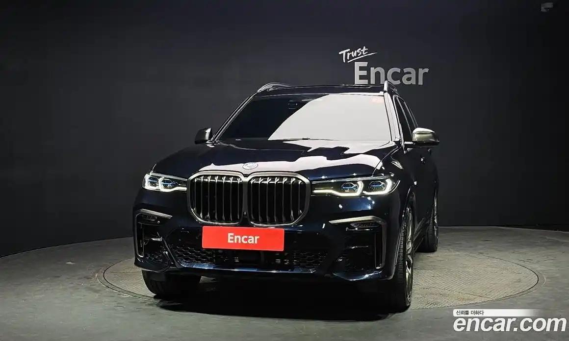 BMW X7 2022 4.4 гидро в Москве № 305030, фото 3