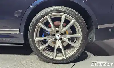 BMW X7 2022 4.4 гидро в Москве № 305030, миниатюра 5