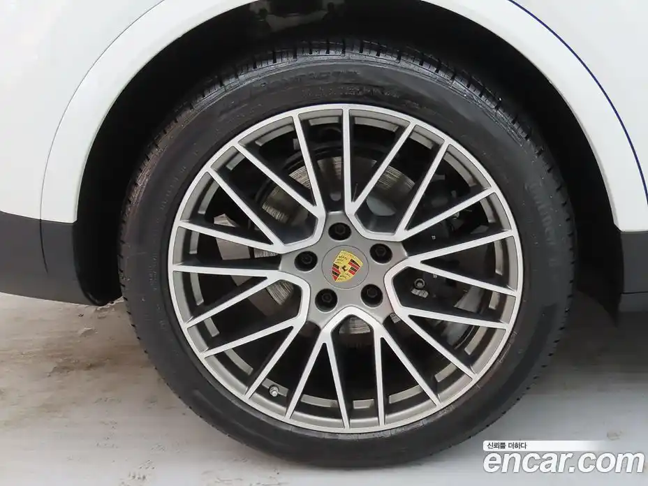 Porsche Cayenne 2023 3.0 гидро в Москве № 312792, фото 20