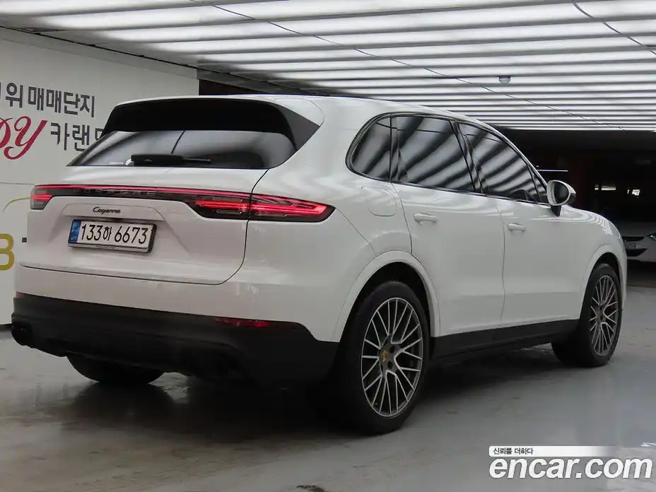 Porsche Cayenne 2023 3.0 гидро в Москве № 312792, фото 3