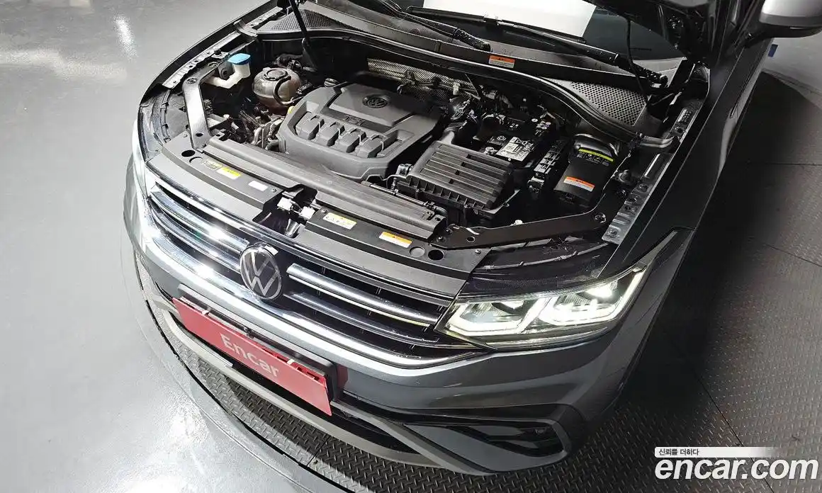 Volkswagen Tiguan 2024 2.0 гидро в Москве № 317769, фото 6